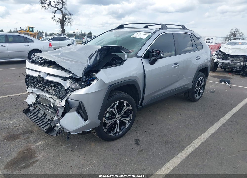 2024 TOYOTA RAV4 XLE VIN: 2T3P1RFV6RC465685
