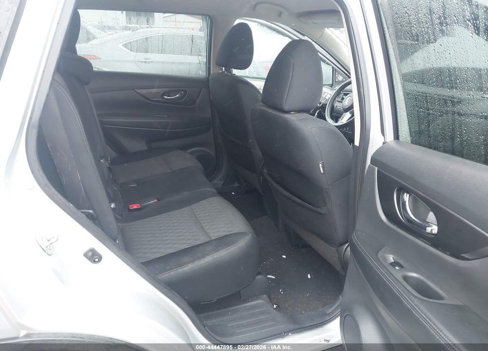 2018 NISSAN ROGUE SV VIN: 5N1AT2MV8JC709123