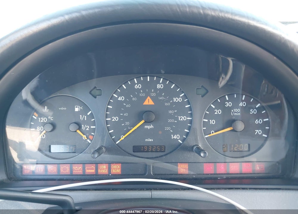 2000 MERCEDES-BENZ ML 320 VIN: 4JGAB54E9YA160557