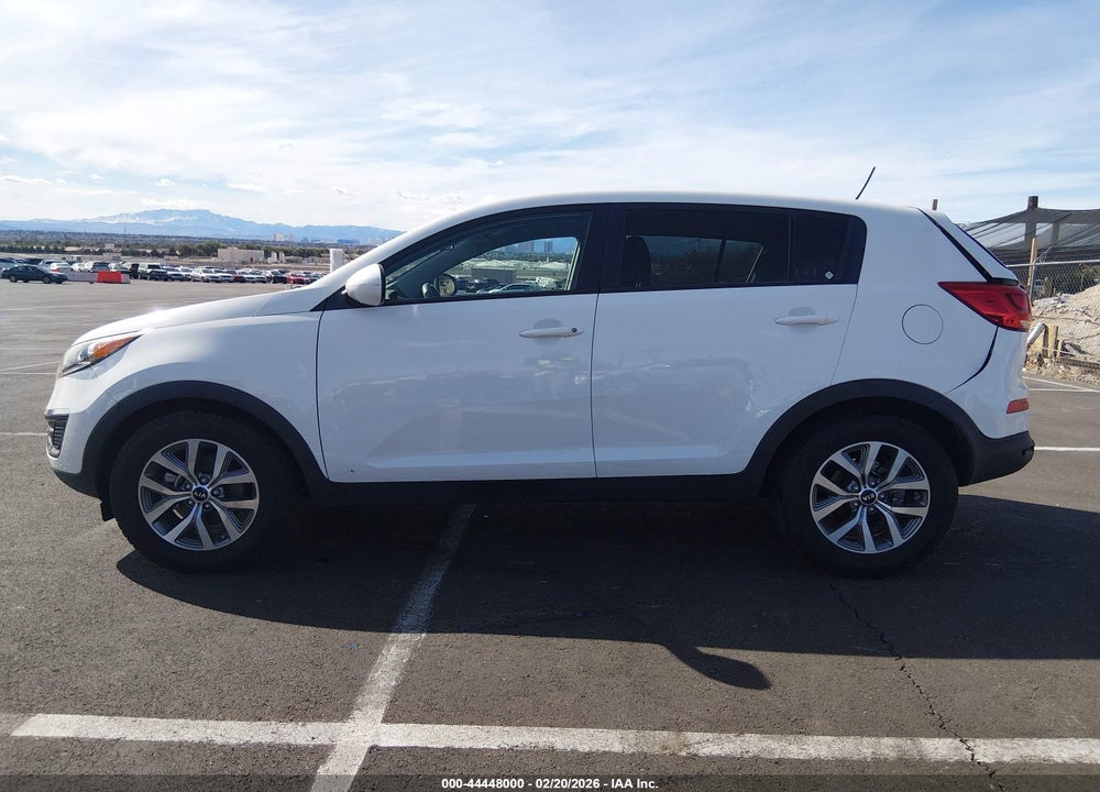 2016 KIA SPORTAGE LX VIN: KNDPB3AC8G7873144