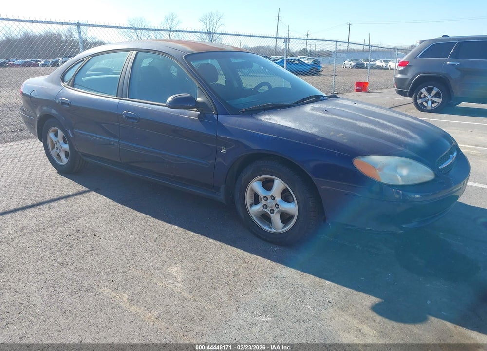 2001 FORD TAURUS SES VIN: 1FAFP55201A252782