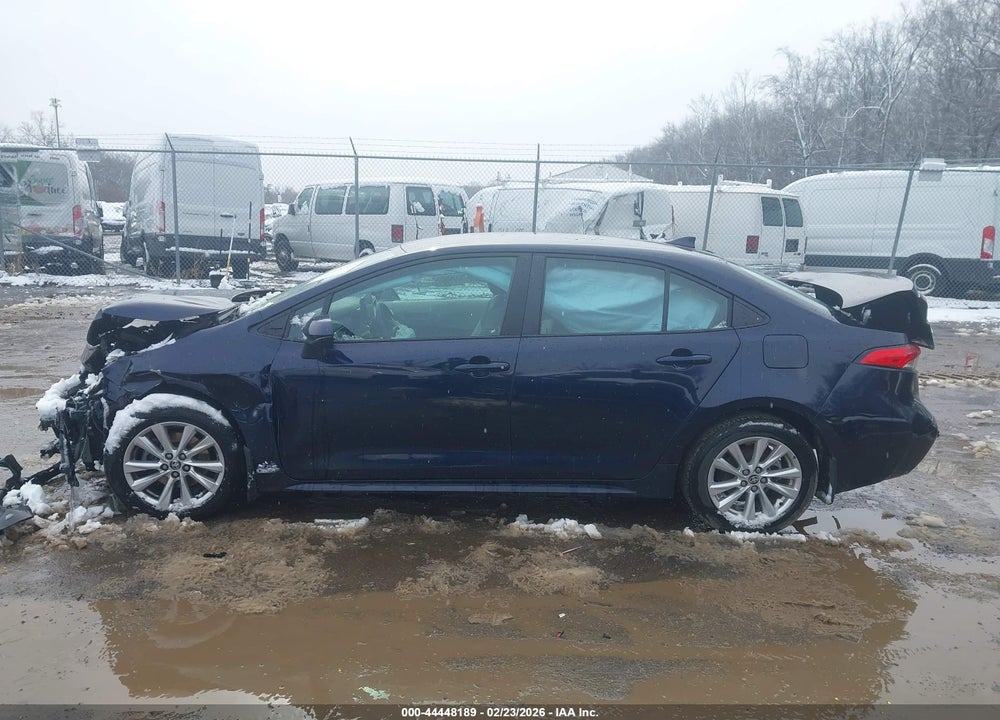 2025 TOYOTA COROLLA LE VIN: 5YFB4MDE2SP234515