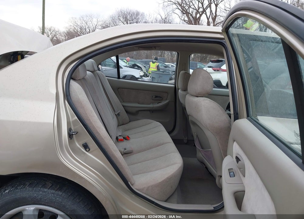 2005 HYUNDAI ELANTRA GLS/GT VIN: KMHDN46D25U048406