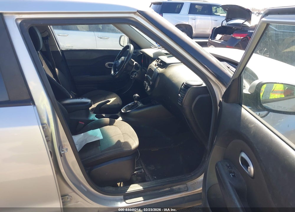 2017 KIA SOUL VIN: KNDJN2A25H7466608