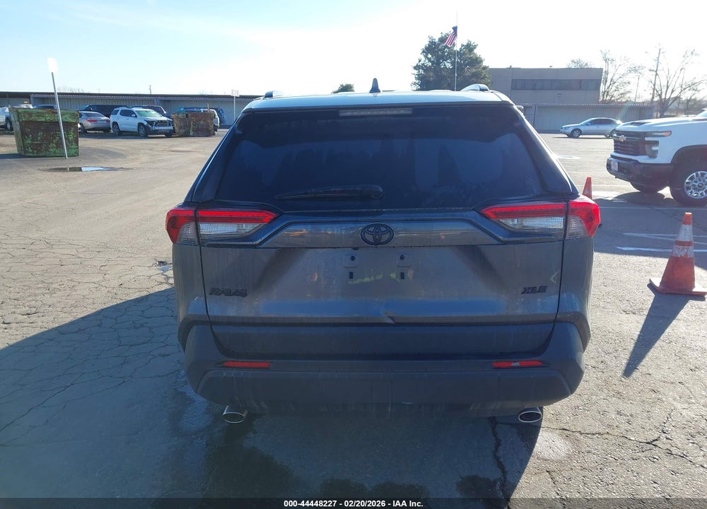 2022 TOYOTA RAV4 XLE VIN: 2T3W1RFV7NW212038
