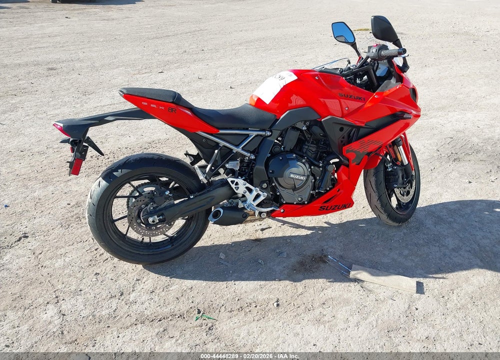 2026 SUZUKI GSX800 F VIN: JS1EM13B3T7100256