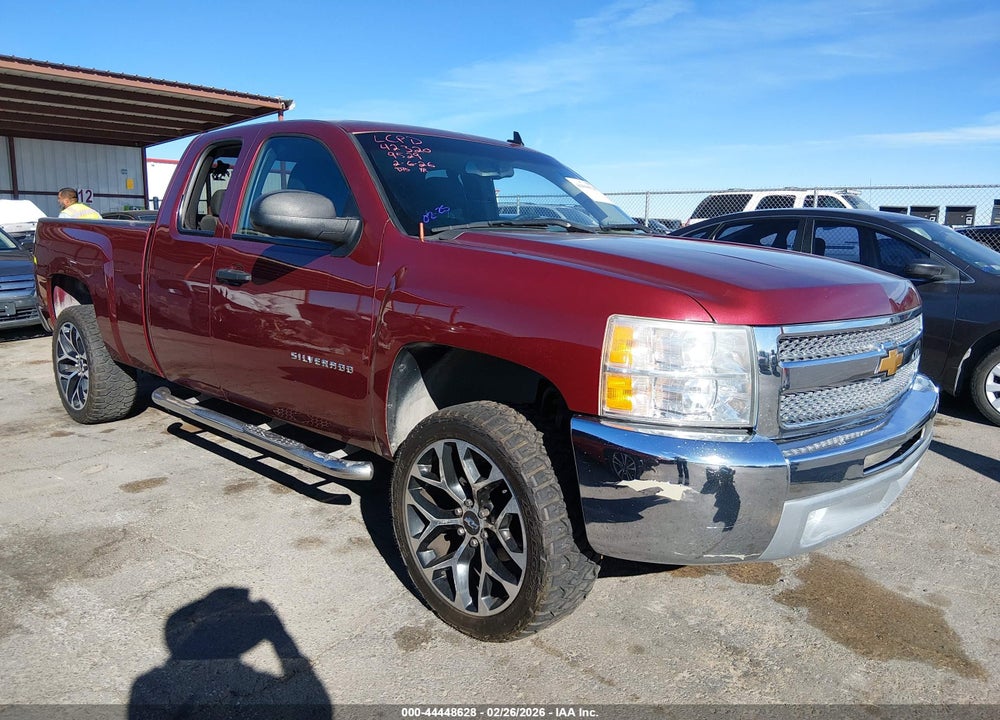 2013 CHEVROLET SILVERADO 1500 LS VIN: 1GCRCREA9DZ359529