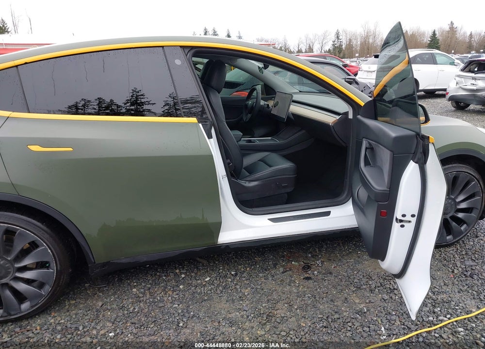 2021 TESLA MODEL Y LONG RANGE DUAL MOTOR ALL-WHEEL DRIVE VIN: 5YJYGAEE5MF217169