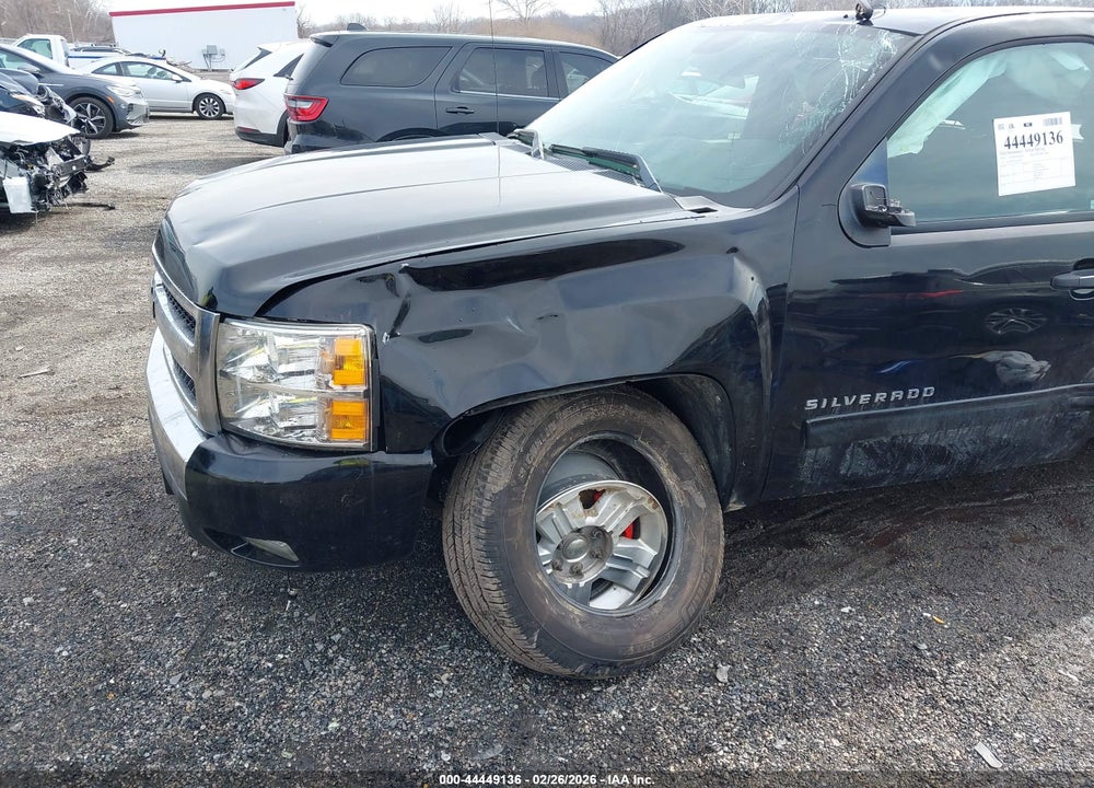 2010 CHEVROLET SILVERADO 1500 LT VIN: 1GCSKSE3XAZ298183