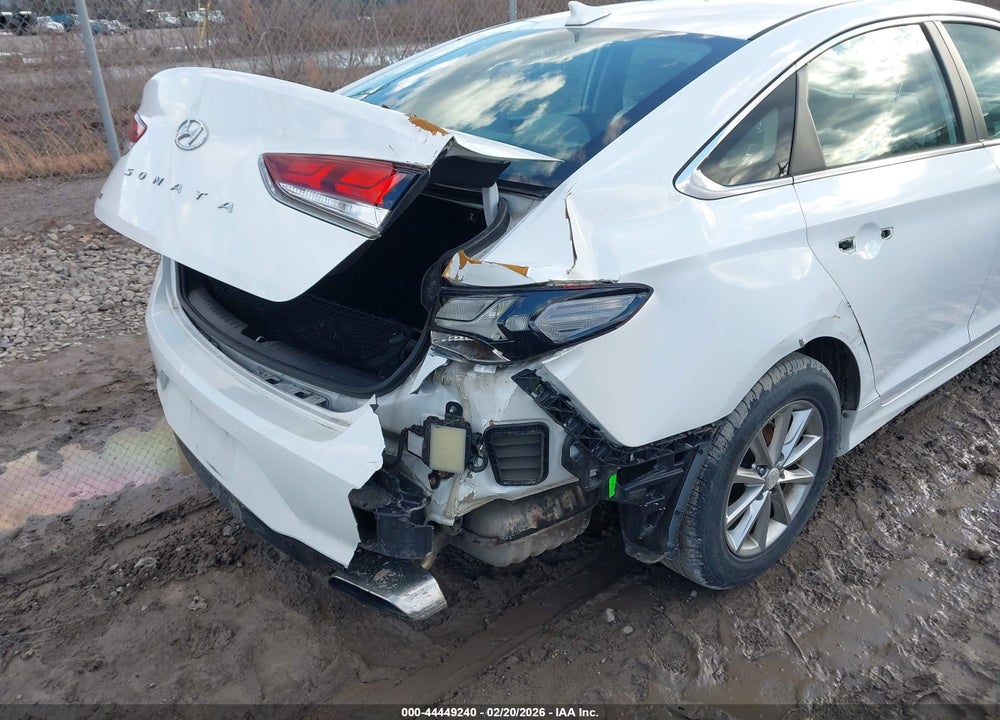 2018 HYUNDAI SONATA SE VIN: 5NPE24AF1JH603327