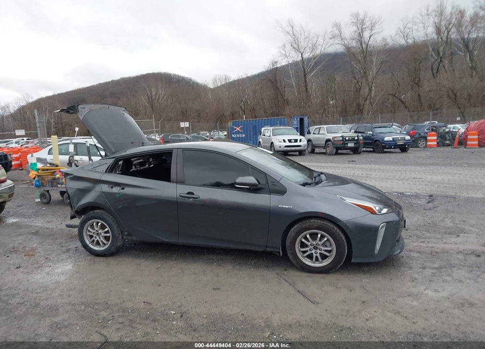 2021 TOYOTA PRIUS XLE AWD-E VIN: JTDL9MFU0M3027868