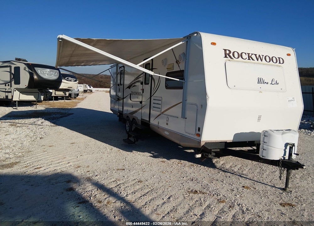 2011 FOREST RIVER ULTRA LITE SERIES M- VIN: 4X4TRLB22B0108662