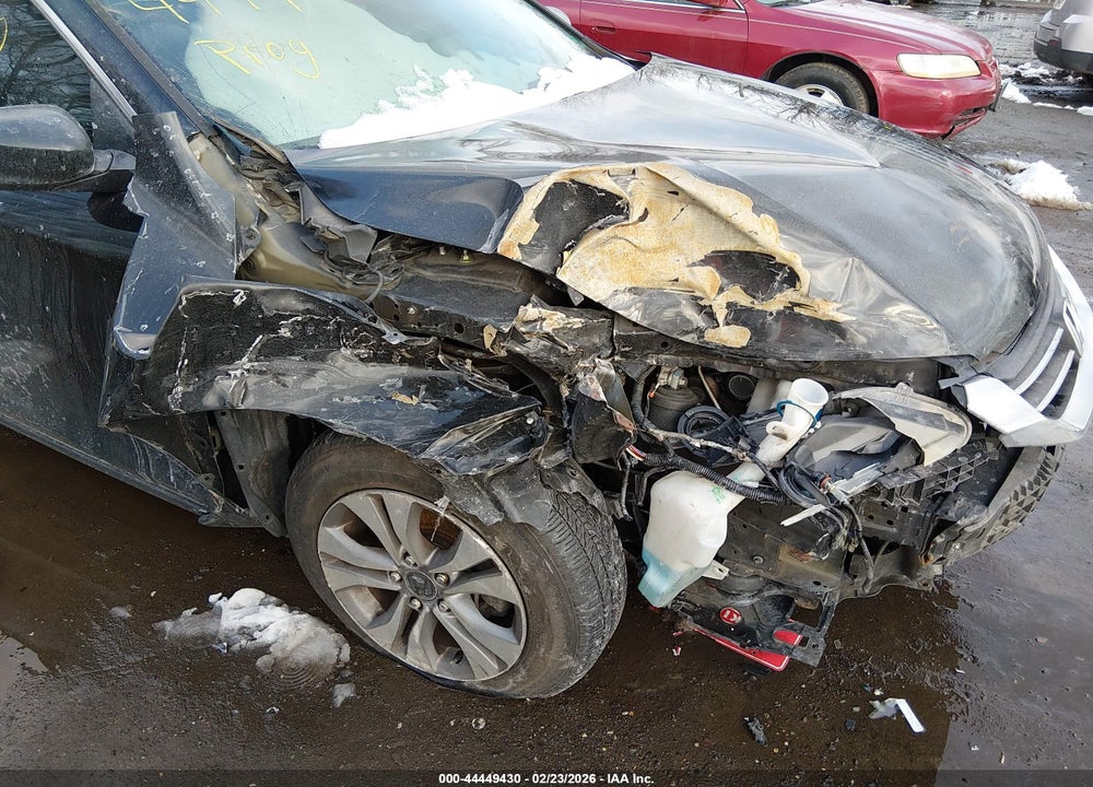 2014 HONDA ACCORD LX VIN: 1HGCR2F38EA010858