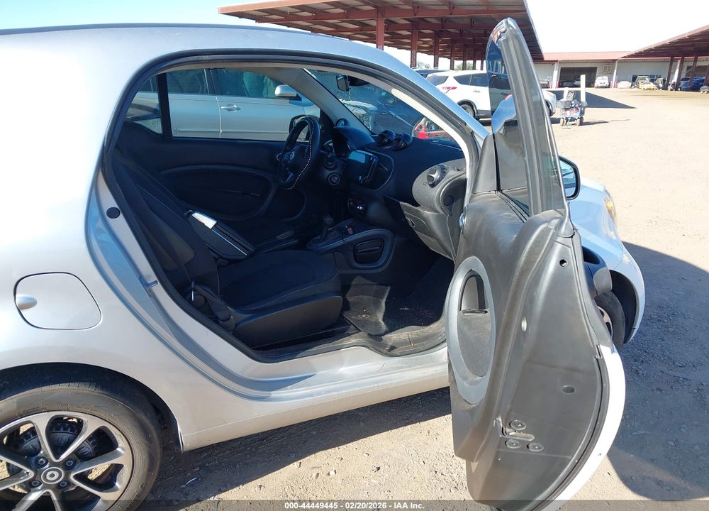 2016 SMART FORTWO PASSION VIN: WMEFJ5DA8GK067999