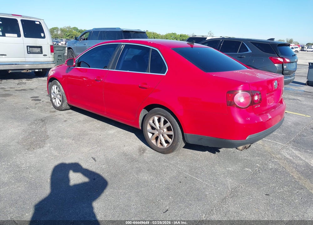 2010 VOLKSWAGEN JETTA SE VIN: 3VWRX7AJ1AM039033