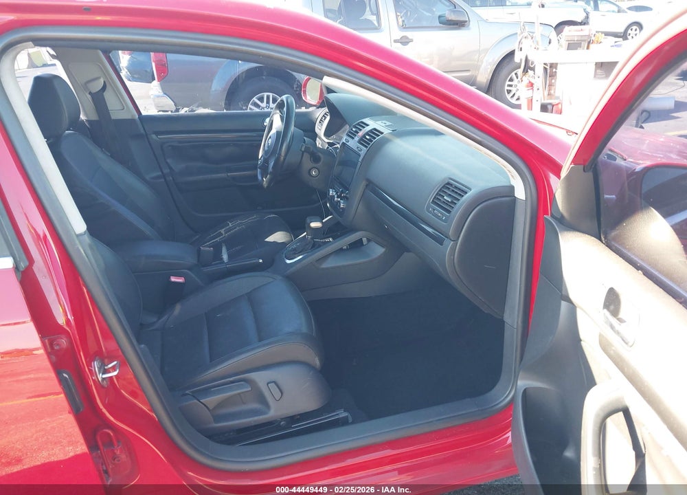 2010 VOLKSWAGEN JETTA SE VIN: 3VWRX7AJ1AM039033