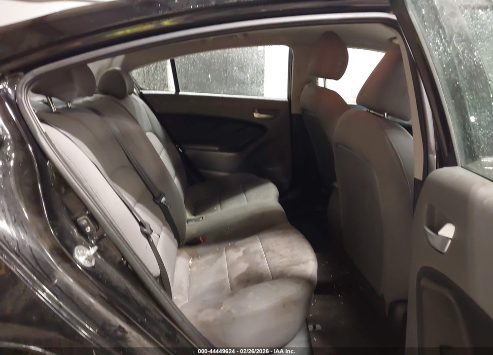 2017 KIA FORTE LX VIN: 3KPFK4A74HE102119