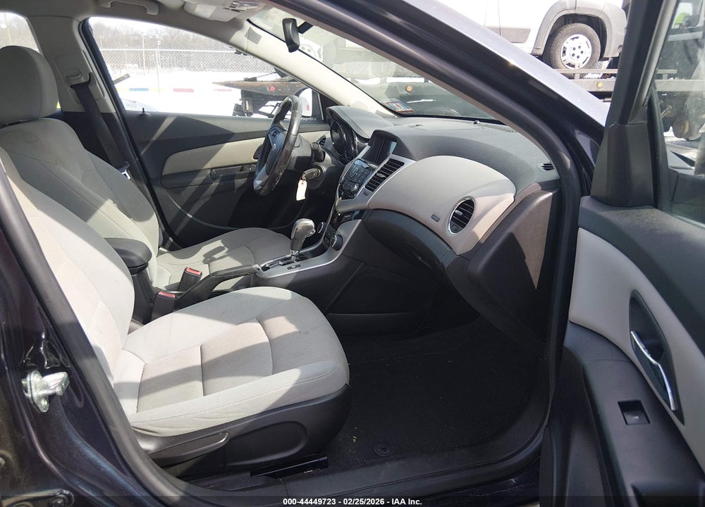 2014 CHEVROLET CRUZE 1LT AUTO VIN: 1G1PC5SB8E7259702