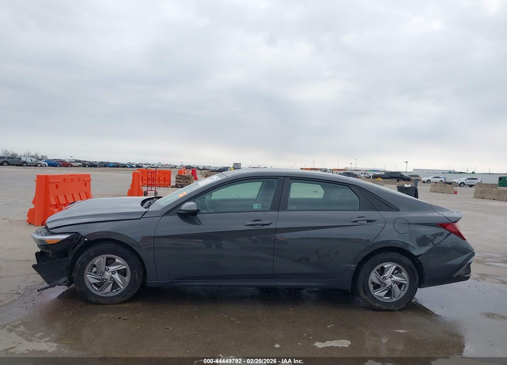 2024 HYUNDAI ELANTRA SE VIN: KMHLL4DG2RU851544