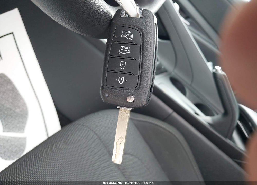 2024 HYUNDAI ELANTRA SE VIN: KMHLL4DG2RU851544