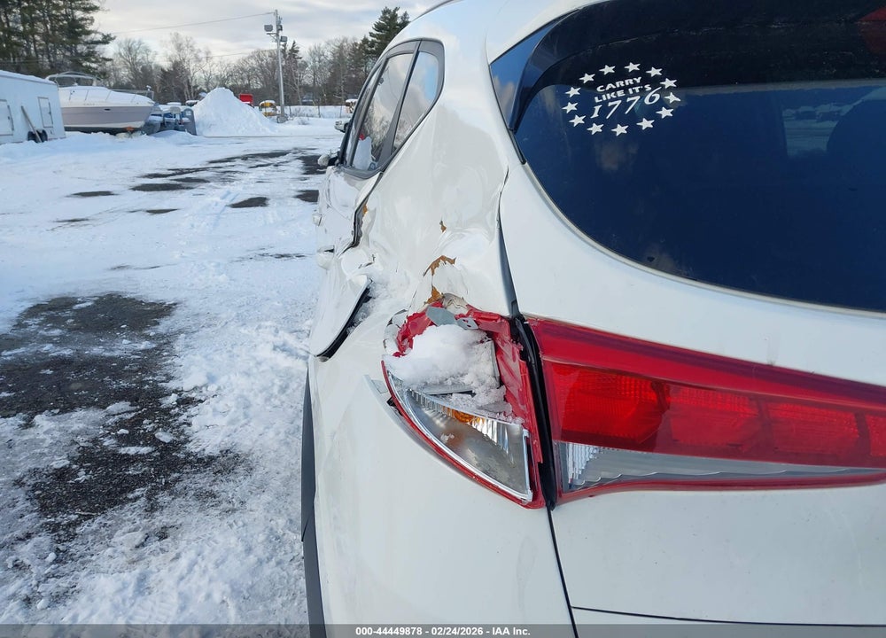 2018 HYUNDAI TUCSON SEL VIN: KM8J3CA46JU684458