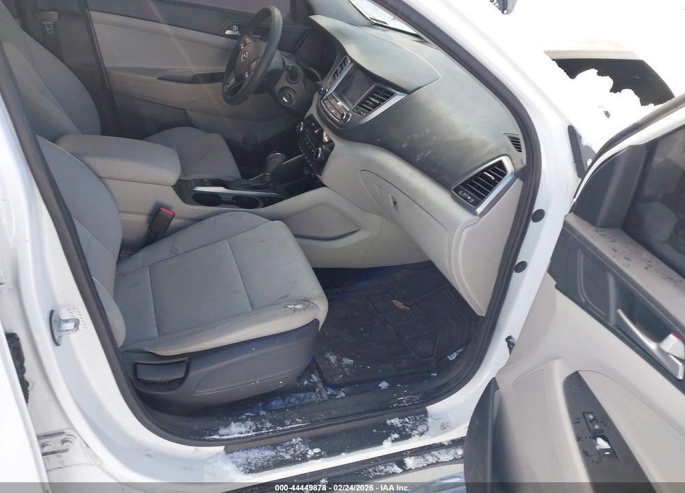 2018 HYUNDAI TUCSON SEL VIN: KM8J3CA46JU684458
