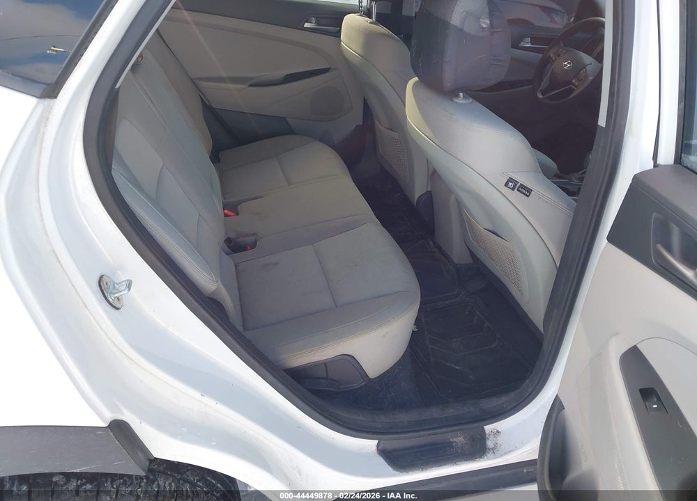 2018 HYUNDAI TUCSON SEL VIN: KM8J3CA46JU684458