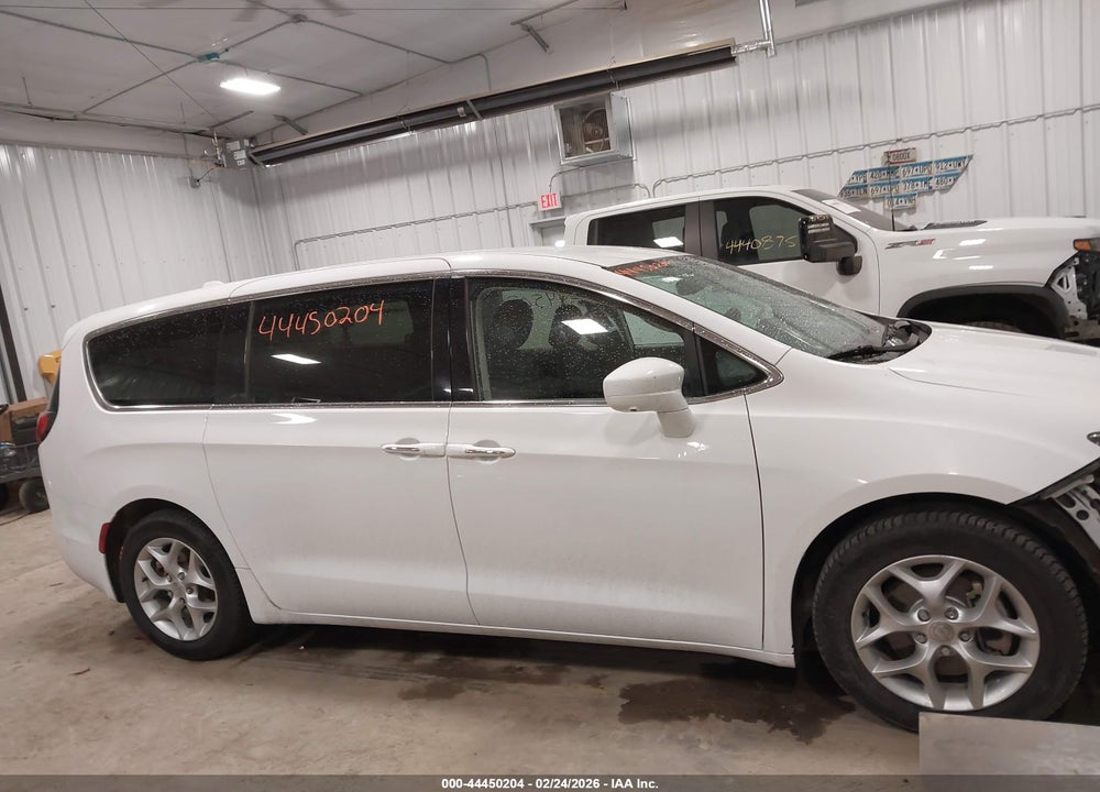 2019 CHRYSLER PACIFICA TOURING PLUS VIN: 2C4RC1FG3KR604644