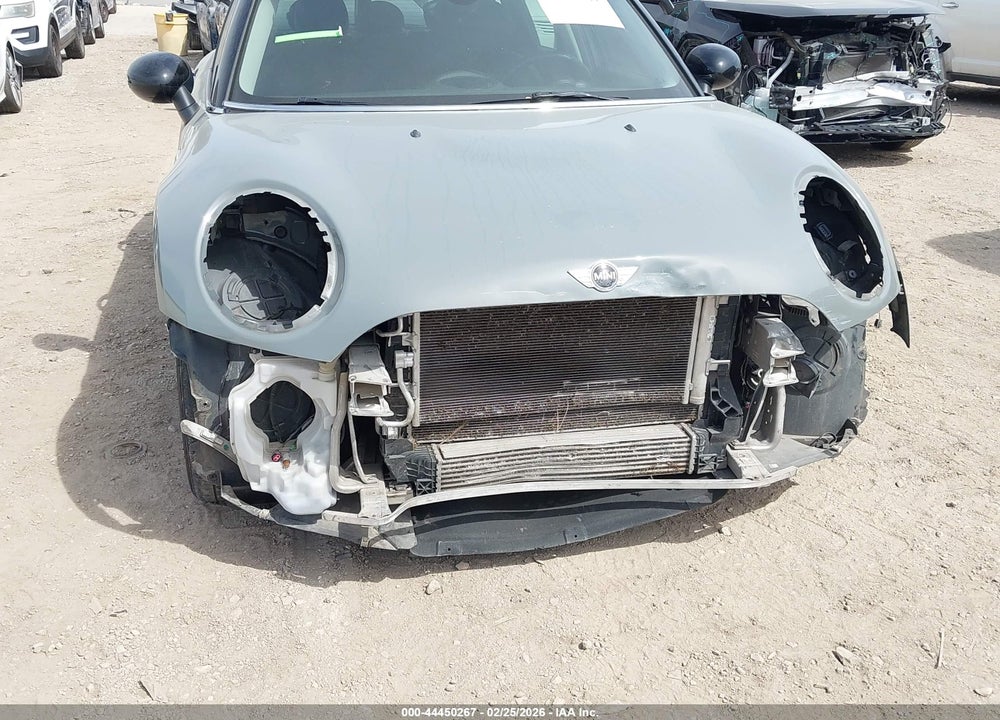 2018 MINI CLUBMAN COOPER VIN: WMWLU1C56J2F29294