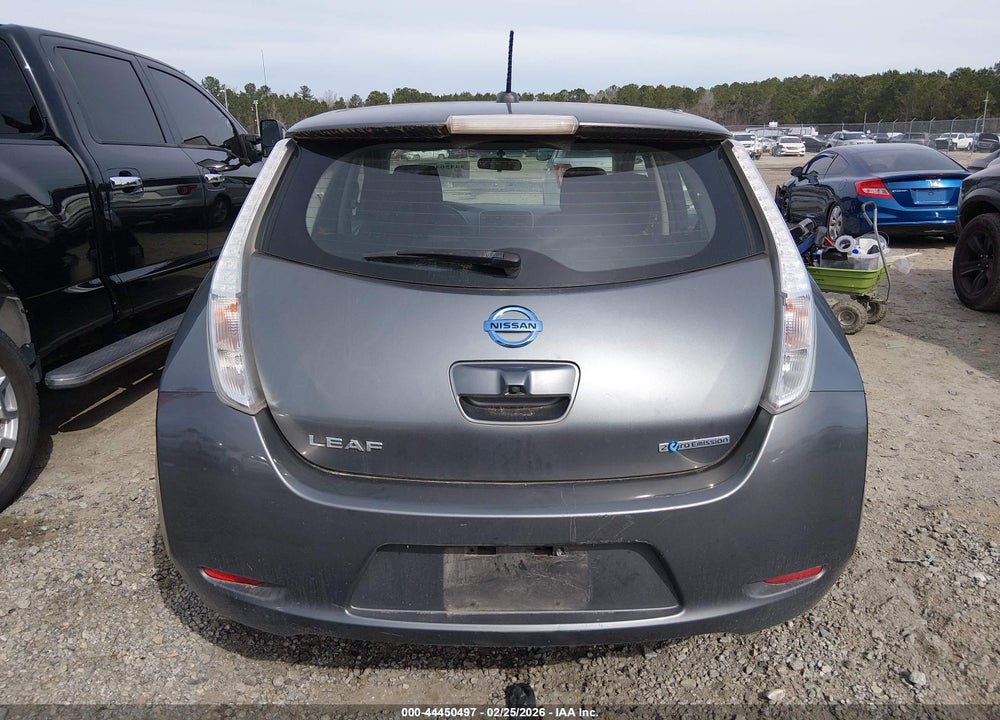 2015 NISSAN LEAF S VIN: 1N4AZ0CP7FC325518