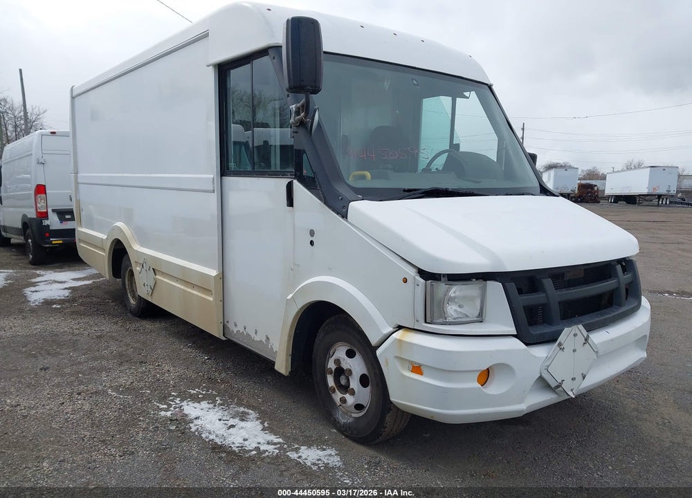 2013 ISUZU COMMERCIAL VAN VIN: JALB4T178D7W01632