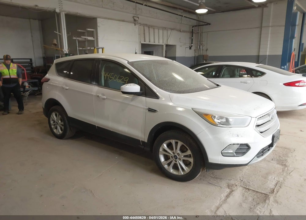 2019 FORD ESCAPE SE VIN: 1FMCU9GD8KUC37034