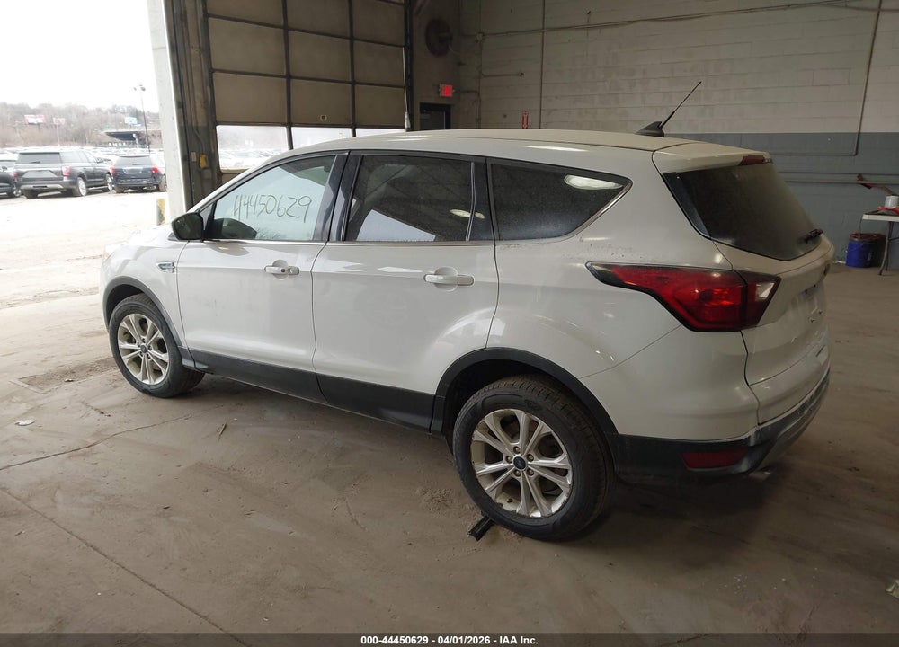 2019 FORD ESCAPE SE VIN: 1FMCU9GD8KUC37034