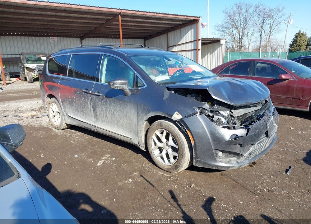 2017 CHRYSLER PACIFICA TOURING-L VIN: 2C4RC1BG7HR820804