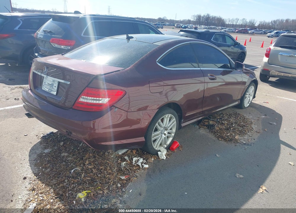 2015 MERCEDES-BENZ C 250 VIN: WDDGJ4HB5FG355812