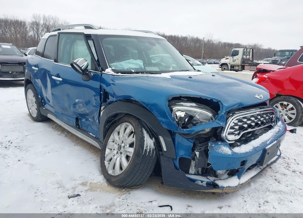 2018 MINI COUNTRYMAN COOPER S VIN: WMZYT5C38J3E69286