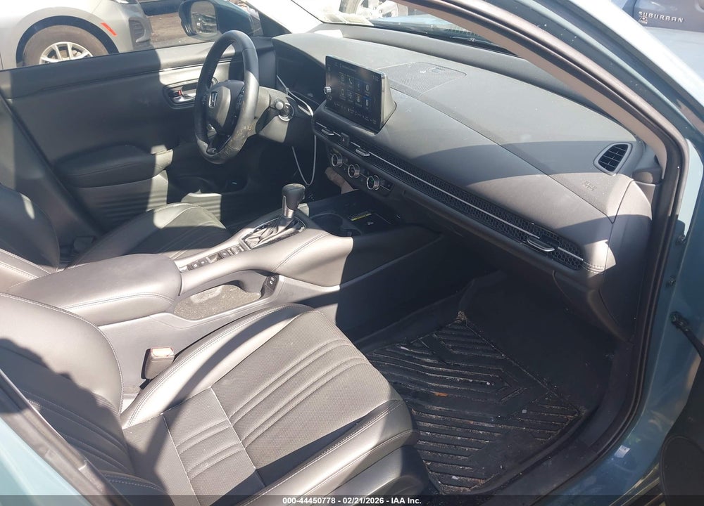 2025 HONDA HR-V AWD EX-L VIN: 3CZRZ2H77SM733571