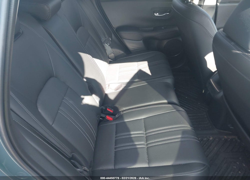 2025 HONDA HR-V AWD EX-L VIN: 3CZRZ2H77SM733571