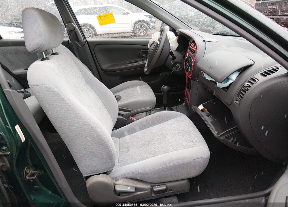 2001 MITSUBISHI MIRAGE ES VIN: JA3AY26C61U007053