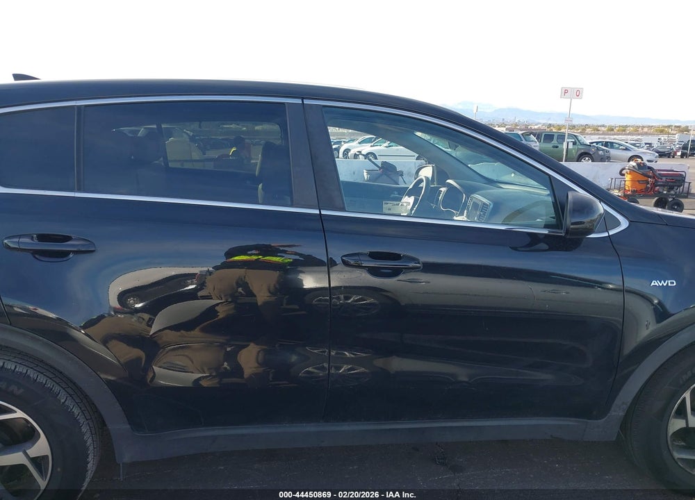 2020 KIA SPORTAGE LX VIN: KNDPMCAC5L7739051