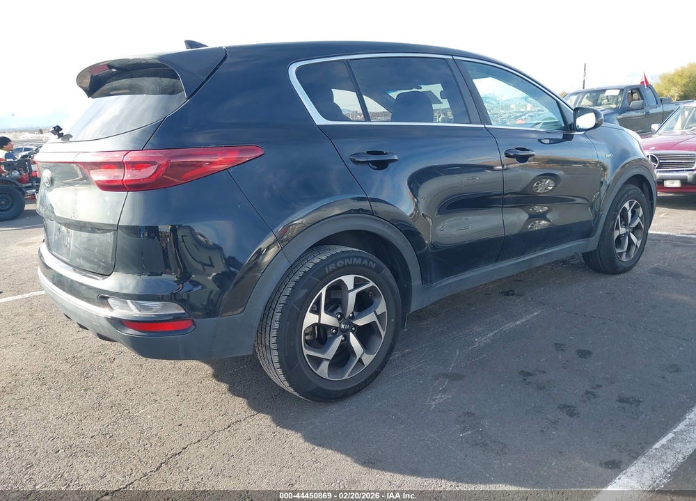 2020 KIA SPORTAGE LX VIN: KNDPMCAC5L7739051
