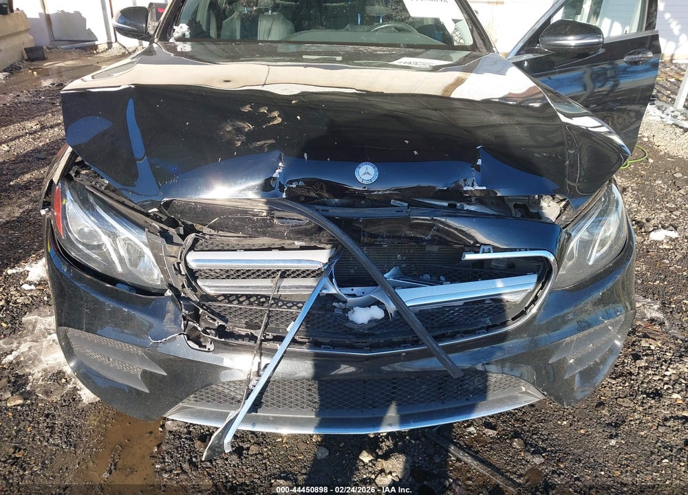 2017 MERCEDES-BENZ E 300 4MATIC VIN: WDDZF4KB9HA135677