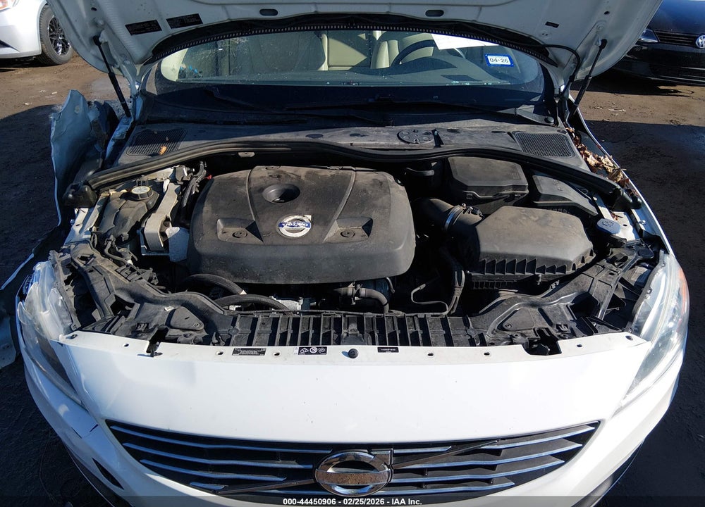 2015 VOLVO V60 T5 PREMIER PLUS VIN: YV140MEC9F1197355