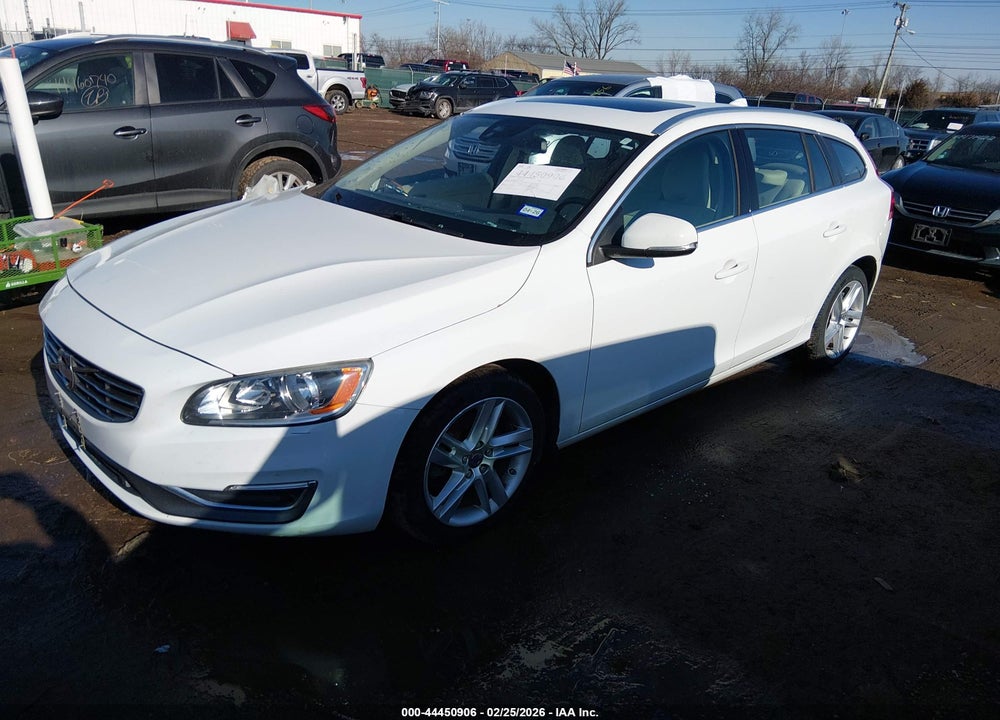 2015 VOLVO V60 T5 PREMIER PLUS VIN: YV140MEC9F1197355