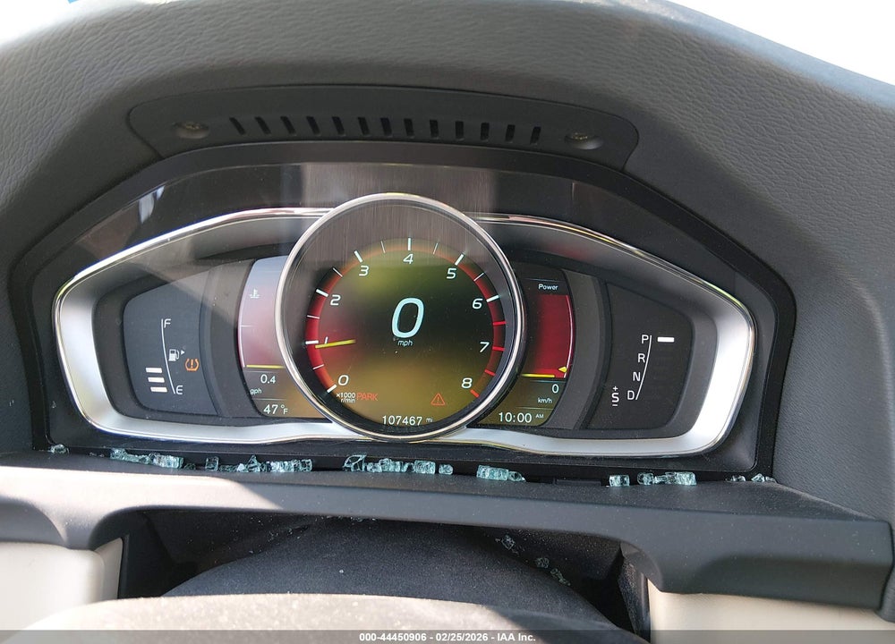 2015 VOLVO V60 T5 PREMIER PLUS VIN: YV140MEC9F1197355