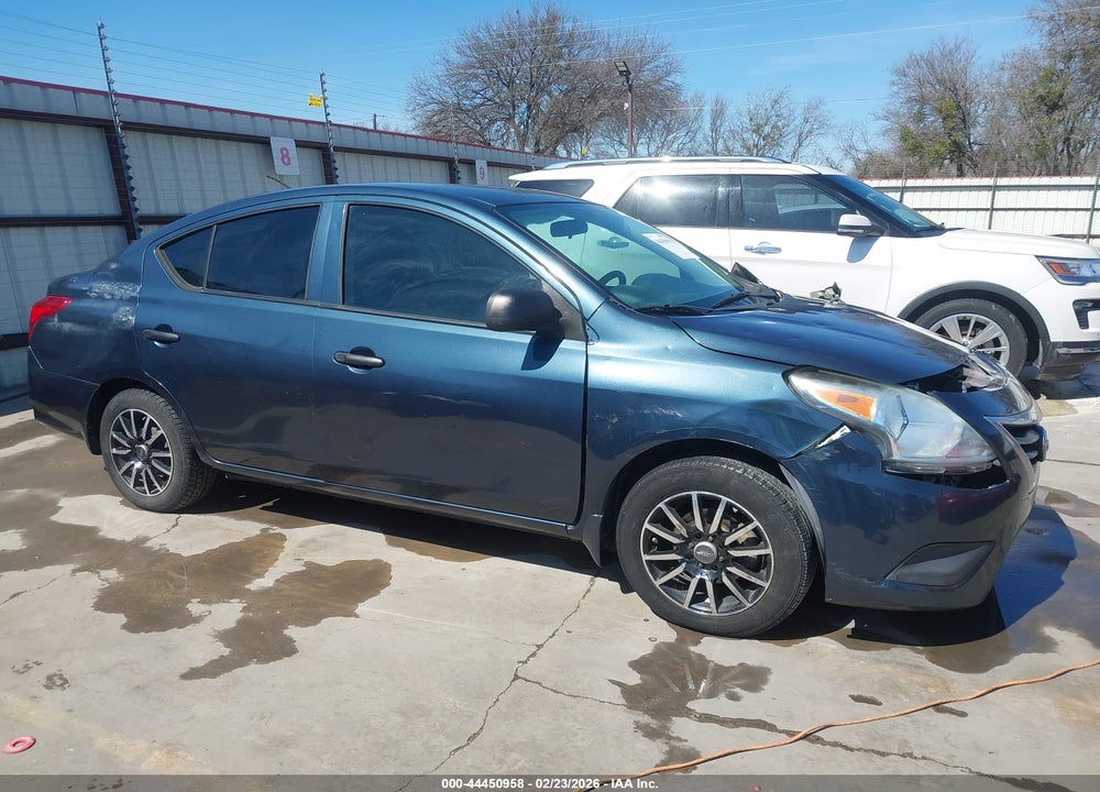 2015 NISSAN VERSA 1.6 S VIN: 3N1CN7AP0FL917652
