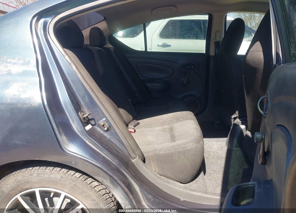 2015 NISSAN VERSA 1.6 S VIN: 3N1CN7AP0FL917652