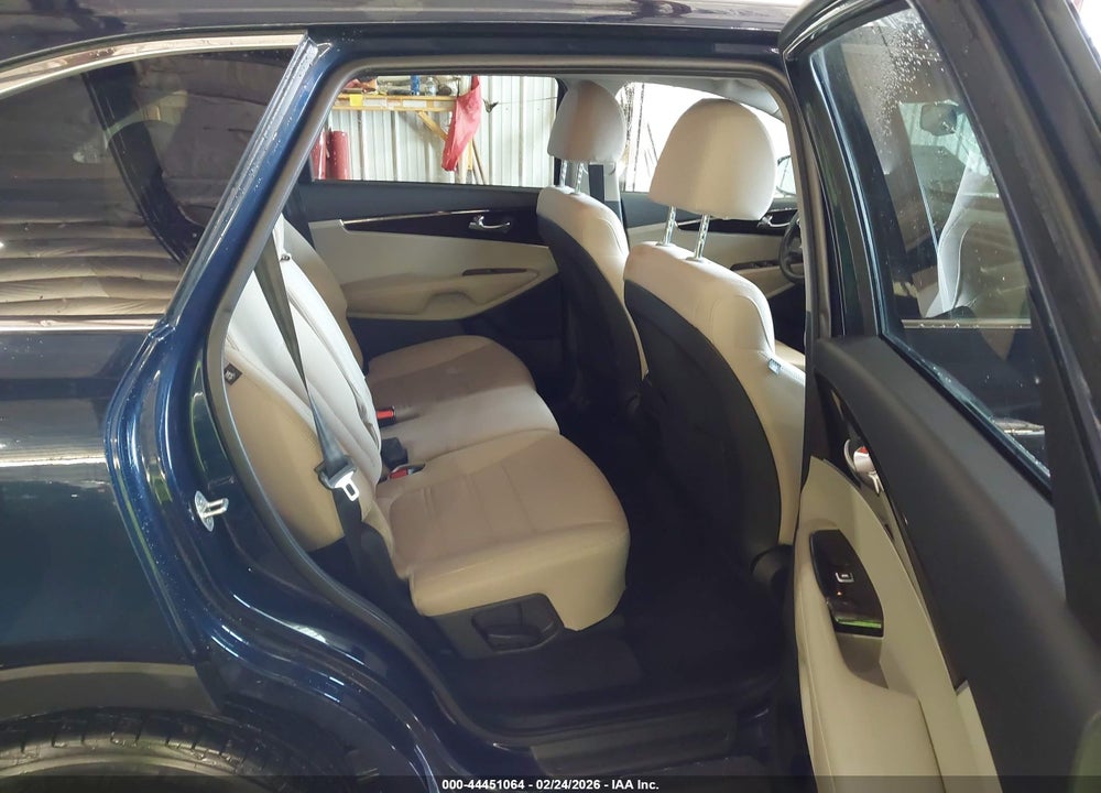 2019 KIA SORENTO 2.4L LX VIN: 5XYPGDA30KG546935