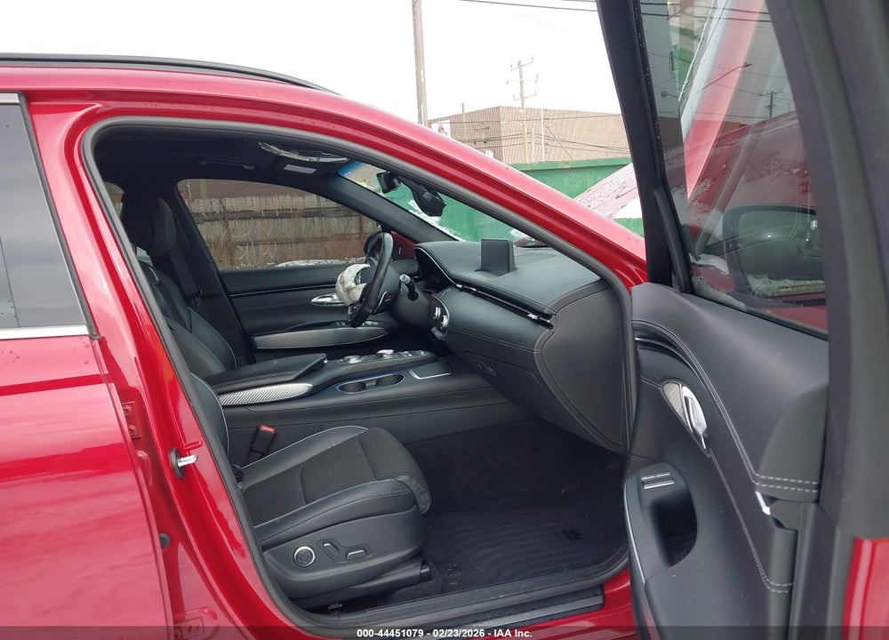 2024 GENESIS GV70 2.5T AWD VIN: 5NMMADTB3RH000624