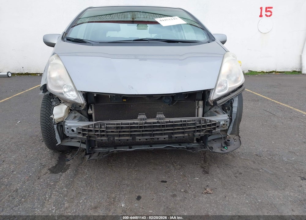 2010 HONDA FIT SPORT VIN: JHMGE8H45AC015985